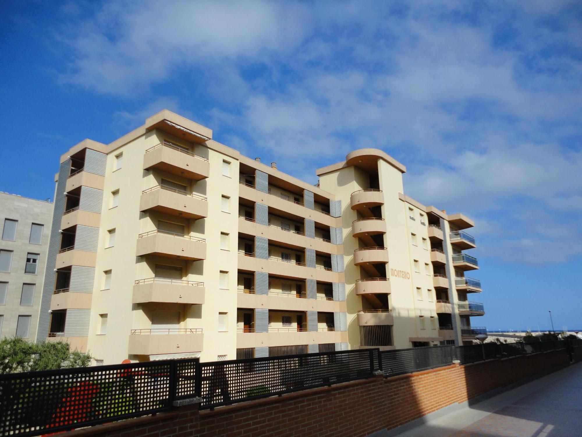 Apartaments Lamoga - Boabi Torredembarra Extérieur photo