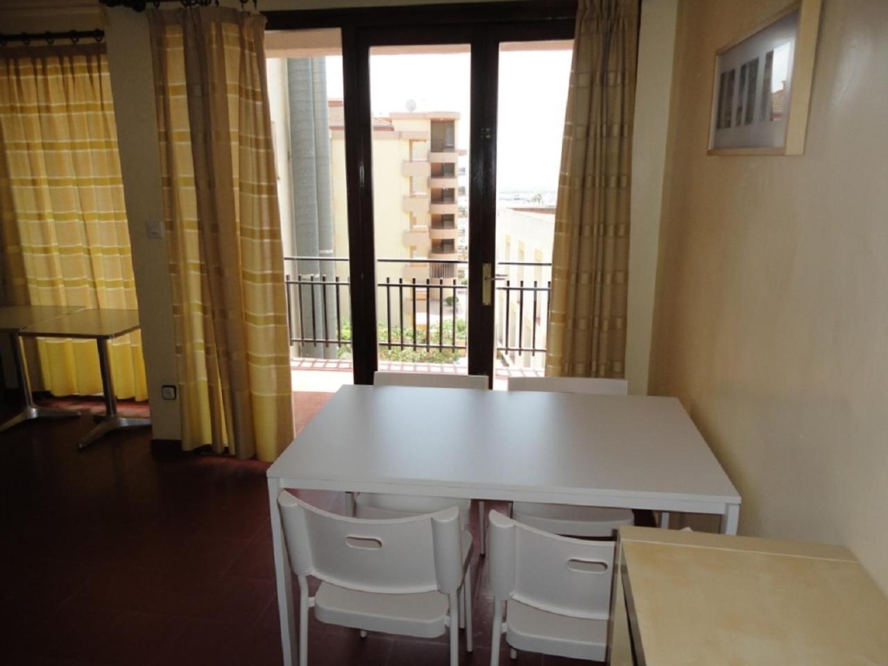 Apartaments Lamoga - Boabi Torredembarra Extérieur photo