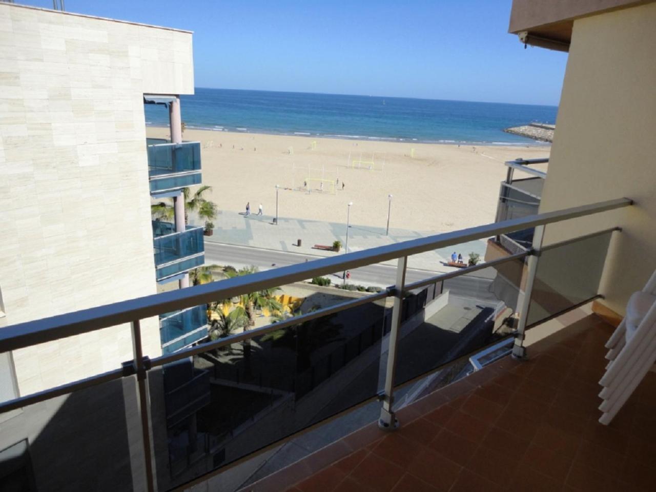 Apartaments Lamoga - Boabi Torredembarra Extérieur photo